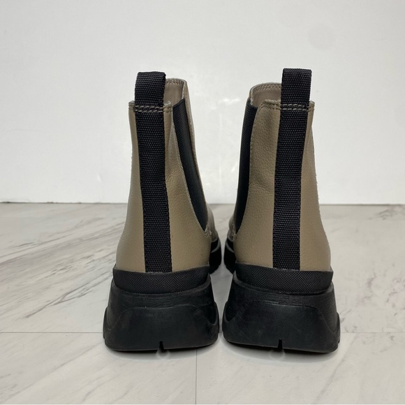 Paolo Tokio Gray Chelsea Lug Sole Bootie 6M - Picture 3 of 14